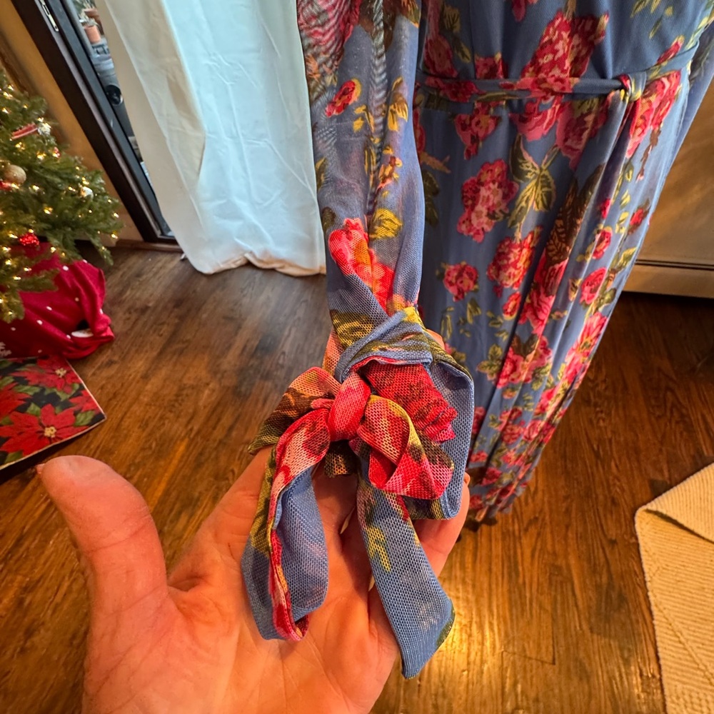 NWT- Betsey Johnson L/S Floral Wrap Dress - Picture 8 of 9